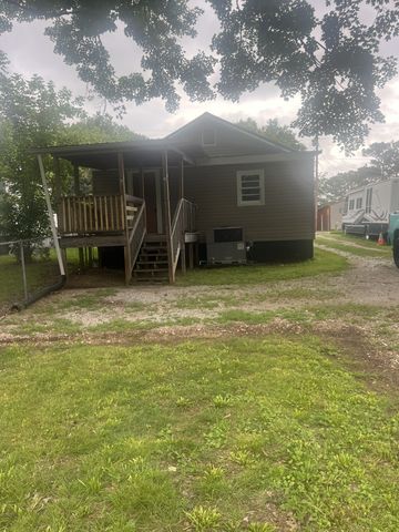 816 S High St, Winchester, TN 37398