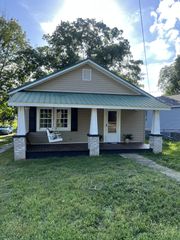 816 S High St, Winchester, TN 37398