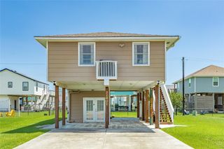 22807 Camino Street, Galveston, TX 77554