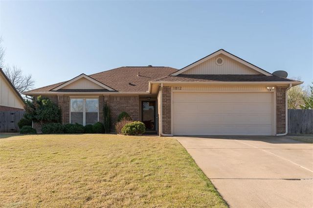 1812 Dena Drive, Edmond, OK 73003