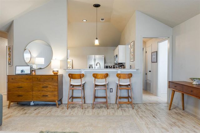 1812 Dena Drive, Edmond, OK 73003