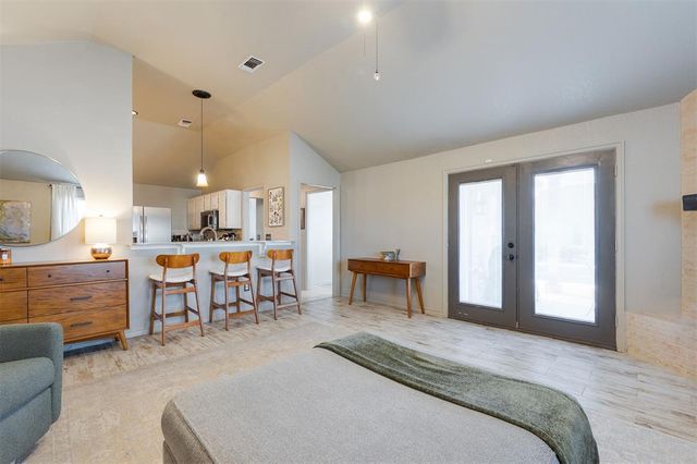 1812 Dena Drive, Edmond, OK 73003