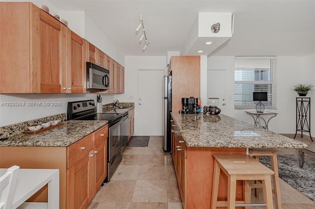949 Pennsylvania Ave 307, Miami Beach, FL 33139