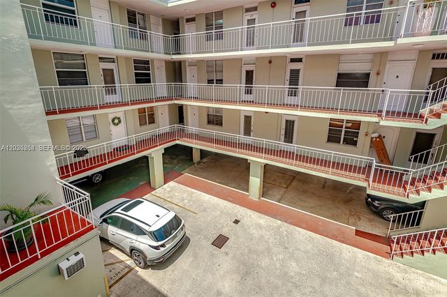 949 Pennsylvania Ave 307, Miami Beach, FL 33139