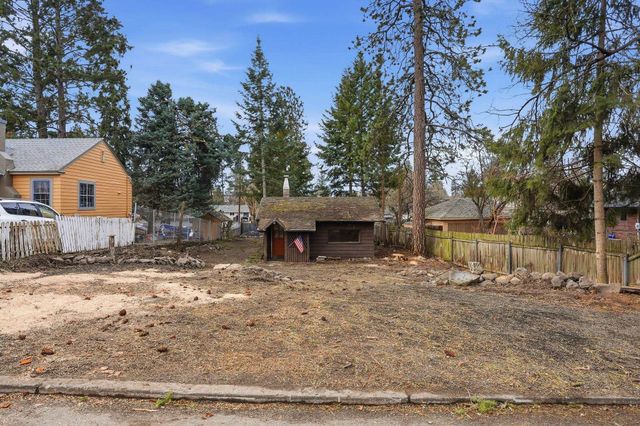 3317 W Kiernan Ave, Spokane, WA 99205