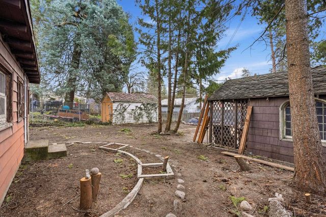 3317 W Kiernan Ave, Spokane, WA 99205