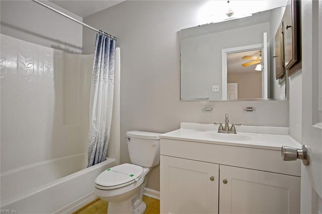 30 Lighthouse WAY, Newport News, VA 23606