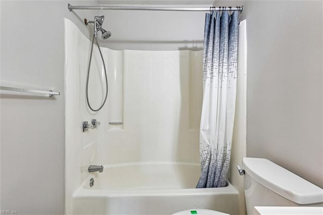 30 Lighthouse WAY, Newport News, VA 23606