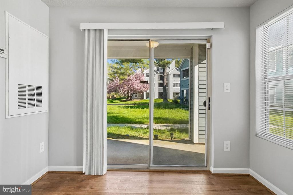 Image 12 of property listing at 13424 LORD DUNBORE PL #2-4, Upper Marlboro, MD 20772