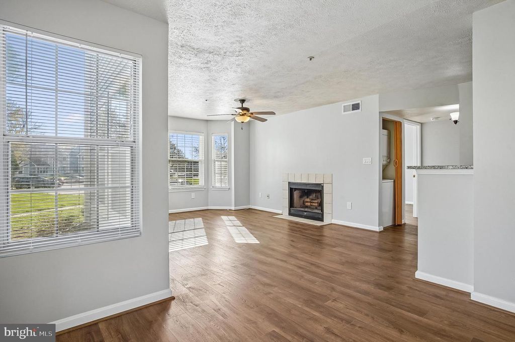 Image 14 of property listing at 13424 LORD DUNBORE PL #2-4, Upper Marlboro, MD 20772