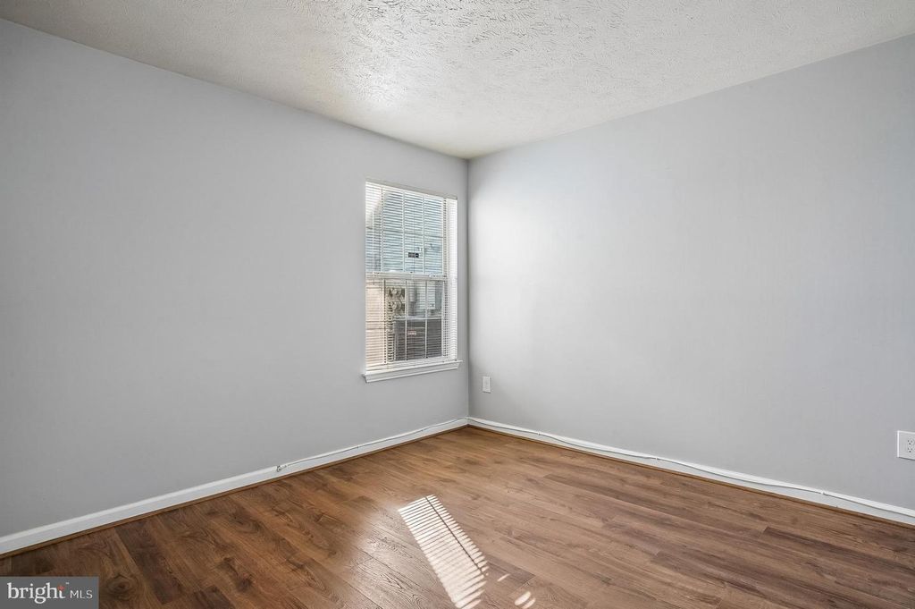 Image 22 of property listing at 13424 LORD DUNBORE PL #2-4, Upper Marlboro, MD 20772