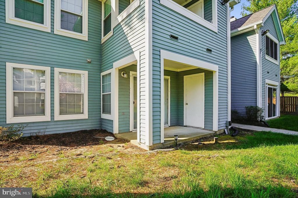 Image 36 of property listing at 13424 LORD DUNBORE PL #2-4, Upper Marlboro, MD 20772