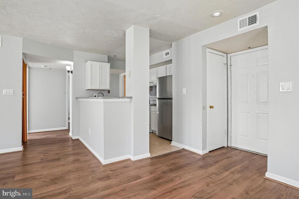 Image 5 of property listing at 13424 LORD DUNBORE PL #2-4, Upper Marlboro, MD 20772