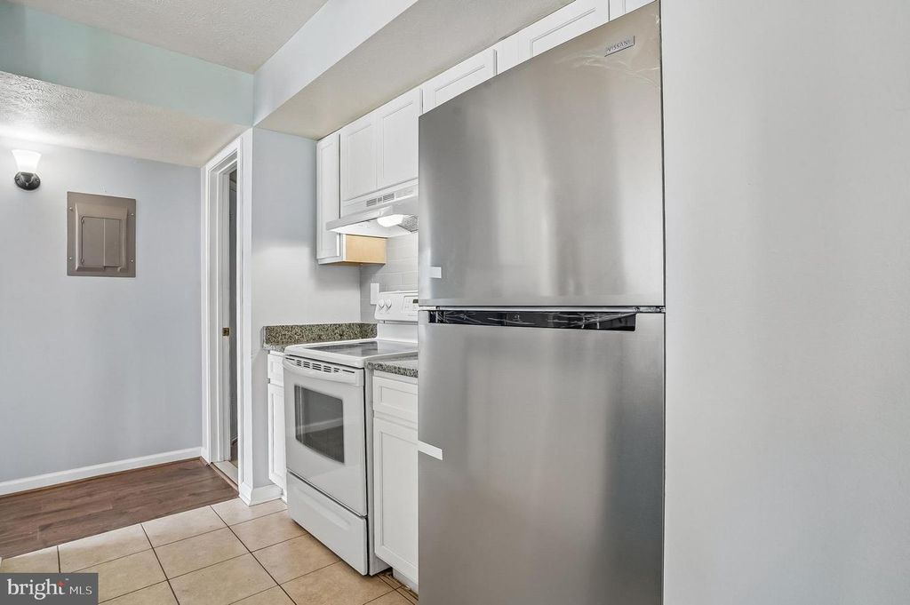 Image 8 of property listing at 13424 LORD DUNBORE PL #2-4, Upper Marlboro, MD 20772