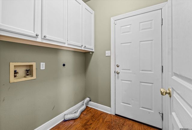 2168 Quail Oak Dr, Baton Rouge, LA 70808