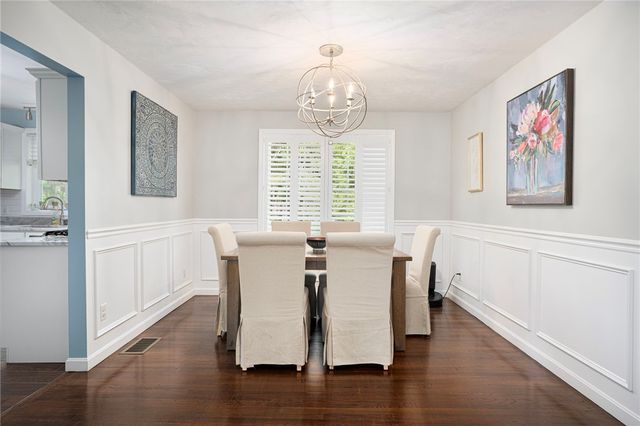 23 Clinton Avenue, Scituate, RI 02831