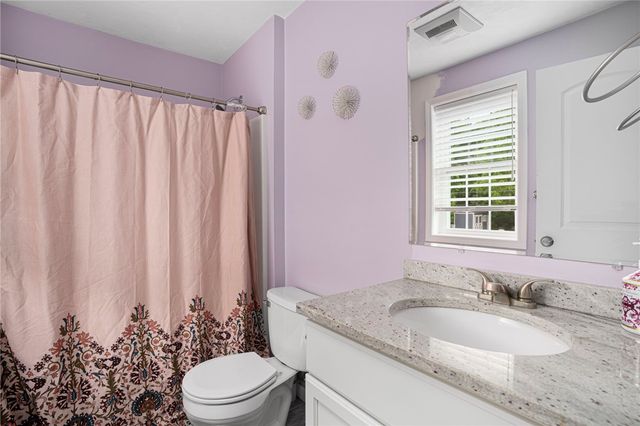 23 Clinton Avenue, Scituate, RI 02831