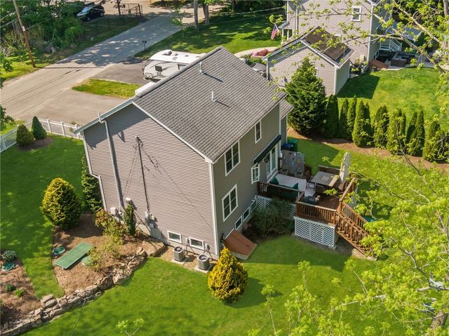 23 Clinton Avenue, Scituate, RI 02831