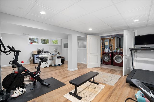 23 Clinton Avenue, Scituate, RI 02831