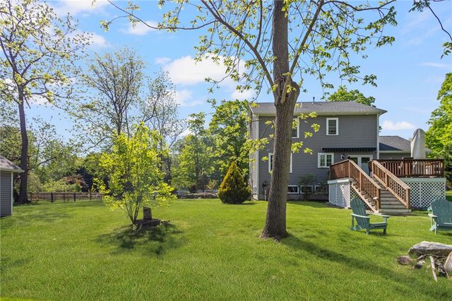 23 Clinton Avenue, Scituate, RI 02831