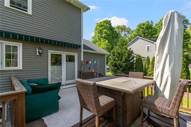 23 Clinton Avenue, Scituate, RI 02831