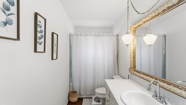 2903 Crestwood Ln, Kilgore, TX 75662