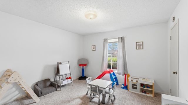 2903 Crestwood Ln, Kilgore, TX 75662