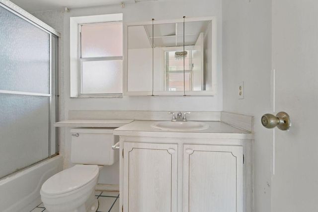 9641 SUNRISE LAKES Boulevard 208, Sunrise, FL 33322