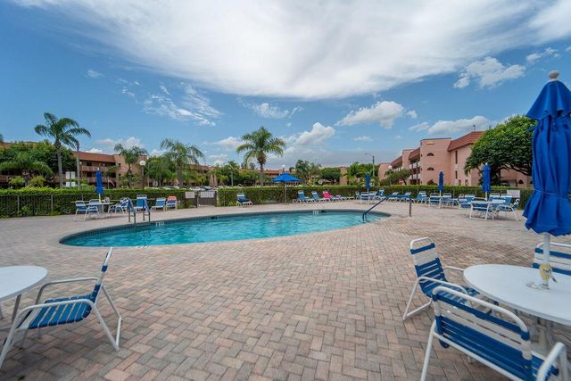 9641 SUNRISE LAKES Boulevard 208, Sunrise, FL 33322