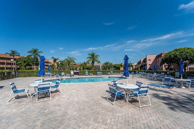 9641 SUNRISE LAKES Boulevard 208, Sunrise, FL 33322