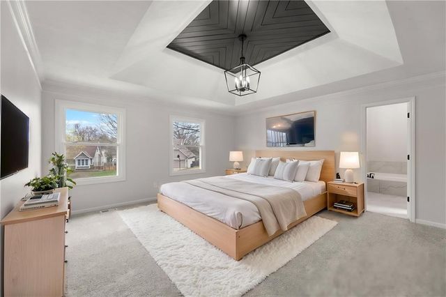 1413 S Sheridan Bridge Circle, Olathe, KS 66062