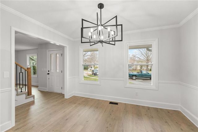 1413 S Sheridan Bridge Circle, Olathe, KS 66062