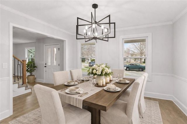 1413 S Sheridan Bridge Circle, Olathe, KS 66062