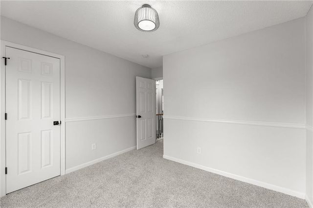1413 S Sheridan Bridge Circle, Olathe, KS 66062
