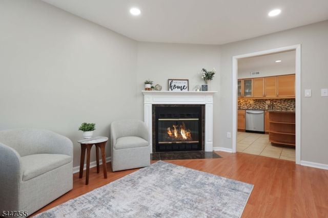 16 Yarmouth Ct, Scotch Plains Twp., NJ 07076