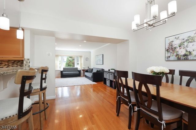 16 Yarmouth Ct, Scotch Plains Twp., NJ 07076