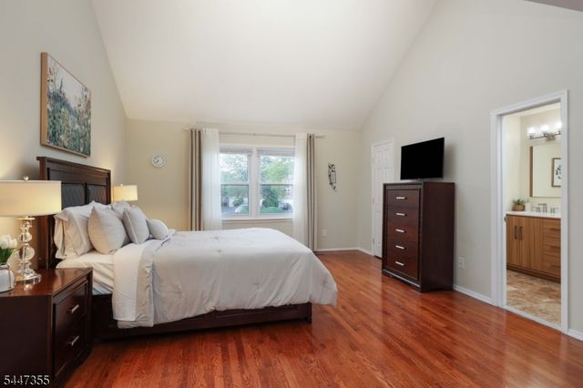 16 Yarmouth Ct, Scotch Plains Twp., NJ 07076