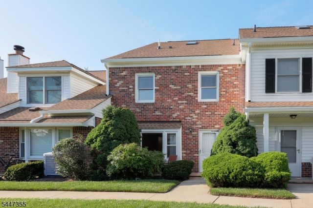 16 Yarmouth Ct, Scotch Plains Twp., NJ 07076