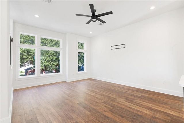 6725 Saint Augustine Street, Houston, TX 77021