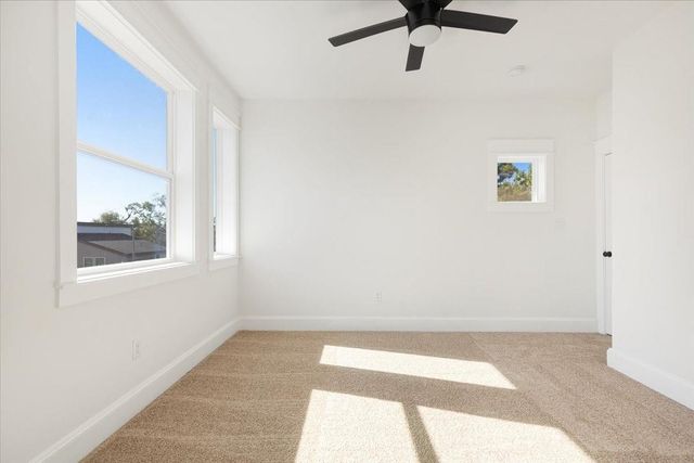 6725 Saint Augustine Street, Houston, TX 77021