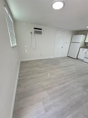 429 45th Street 429, West Palm Beach, FL 33407