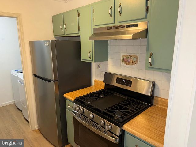 906 DOGWOOD CT, Lansdale, PA 19446