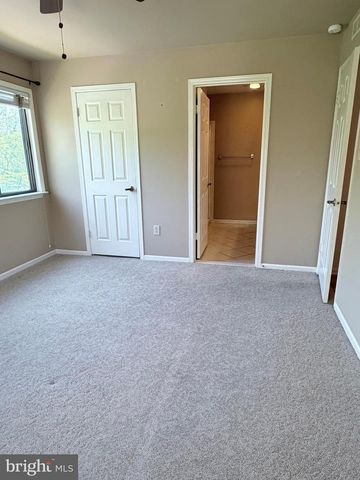 906 DOGWOOD CT, Lansdale, PA 19446
