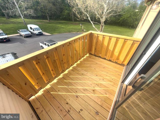906 DOGWOOD CT, Lansdale, PA 19446