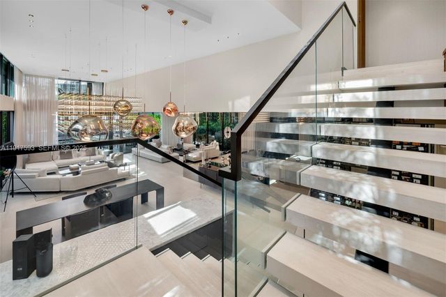 342 S Parkway, Golden Beach, FL 33160