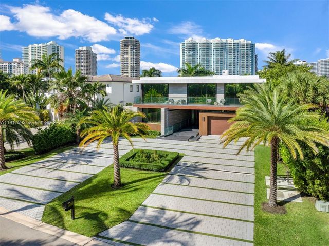 342 S Parkway, Golden Beach, FL 33160