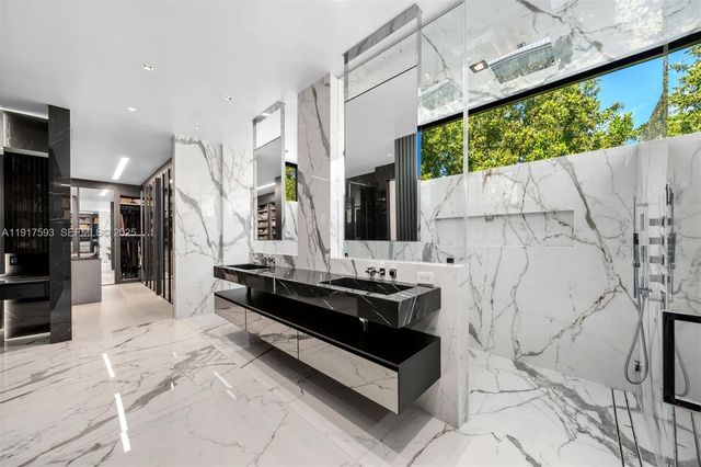 342 S Parkway, Golden Beach, FL 33160