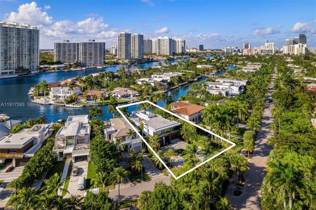 342 S Parkway, Golden Beach, FL 33160