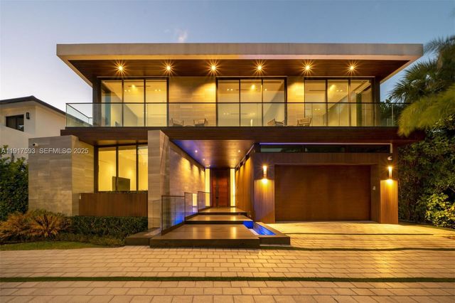 342 S Parkway, Golden Beach, FL 33160