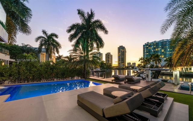 342 S Parkway, Golden Beach, FL 33160